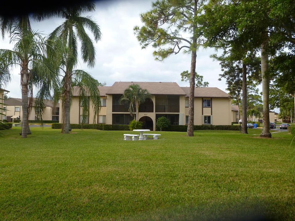 1st image of 439 Pine Glen Ln APT C-1