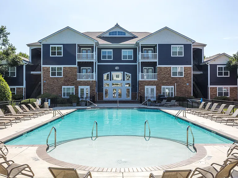Reed Creek Apartments — Photo 15