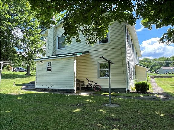 4th image of 107 Oak Hill Rd