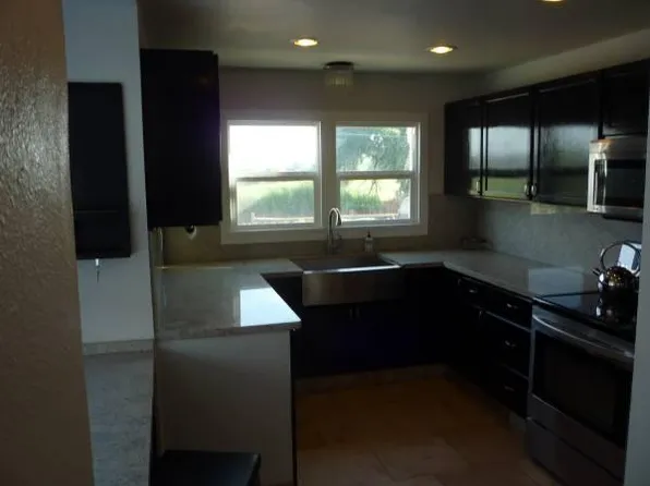 (undisclosed Address), Granger, WA 98932