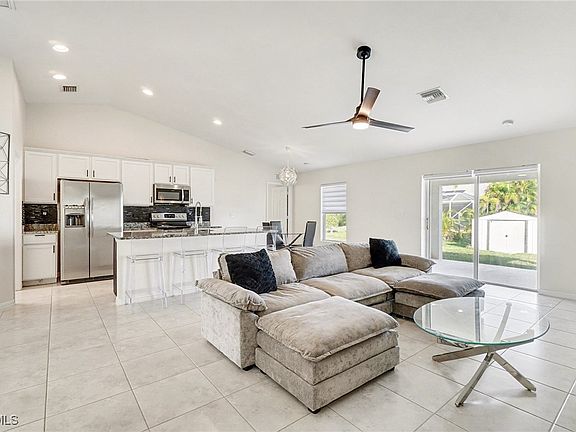 3rd image of 2219 NW 5th St