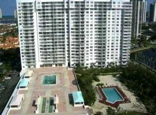 2801 NE 183rd St APT 1821W, North Miami Beach, FL 33160