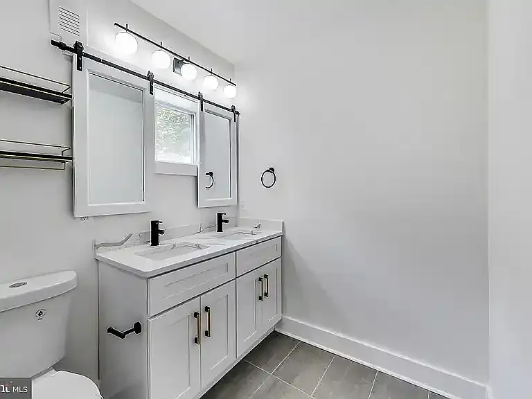 1626 K St NE #1 — Photo 6