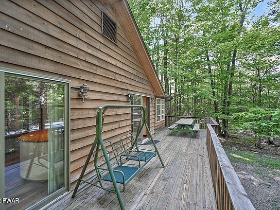 4th image of 133 Underwood Ln