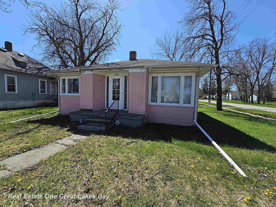 1st image of 2302 Hammel St