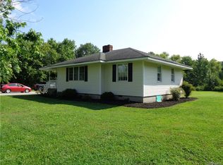 20107 Woodpecker Rd, South Chesterfield, VA 23803