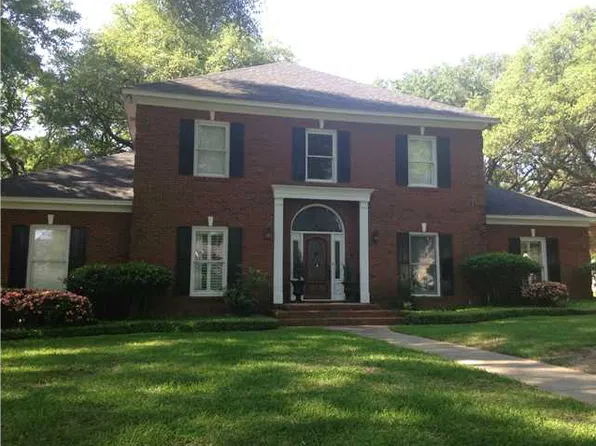 7023 Charleston Oaks Dr N, Mobile, AL 36695