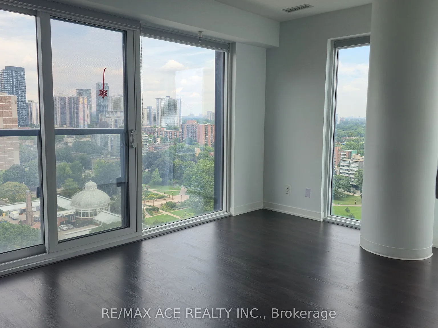 Prime Condo — Photo 2