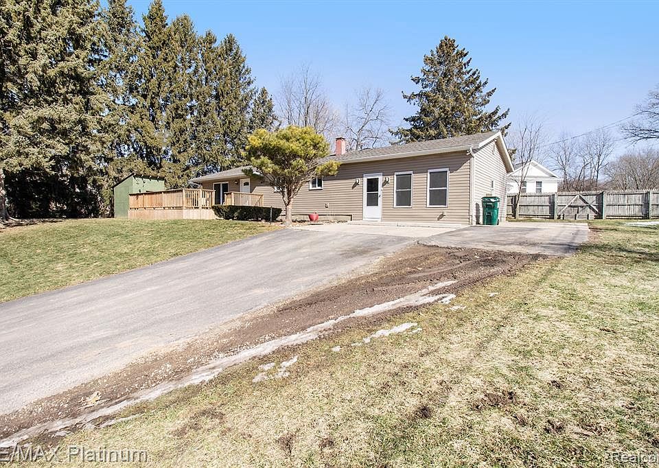 1st image of 2370 Melton Dr