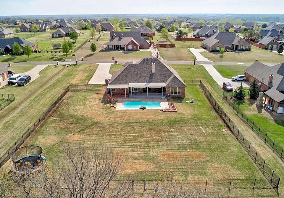 1st image of 14401 Cottonwood