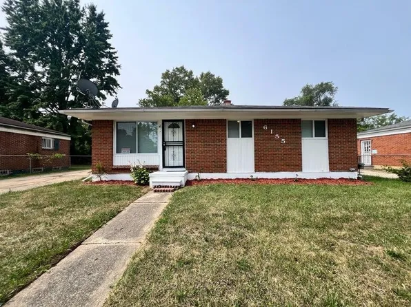 6155 Natchez Dr, Mount Morris, MI 48458