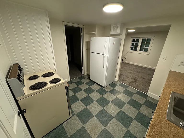 654 1/2 N 100 E — Photo 16