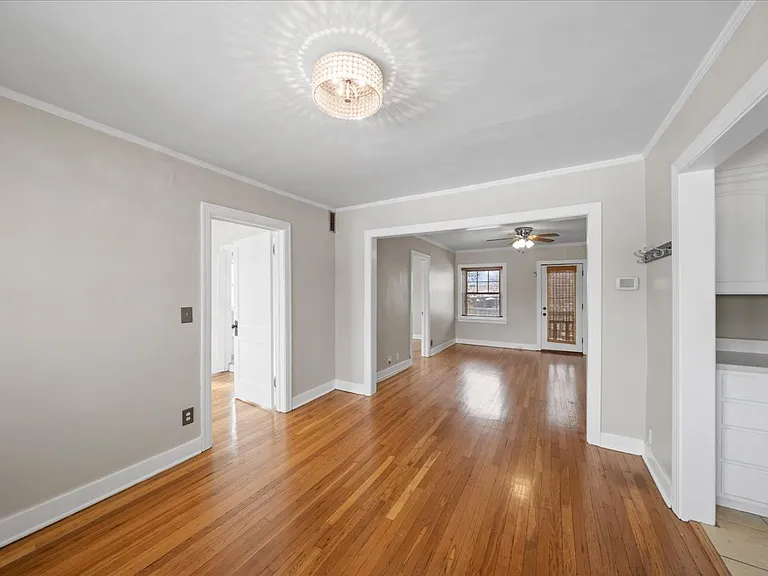 3803 Pennsylvania Ave #2S — Photo 2