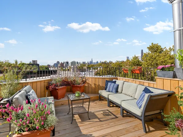 295 6th Avenue image 17 of 20