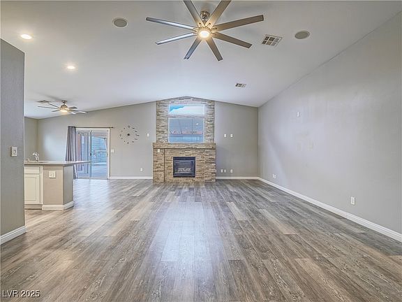 4th image of 414 Maritocca Ave