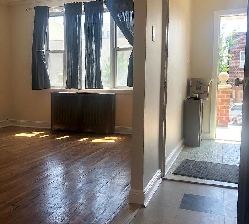 1st image of 31-30 41st St #2-GARDEN1