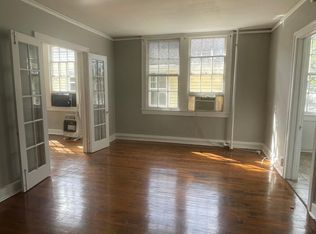 7825 Saint Charles Ave, New Orleans, LA 70118