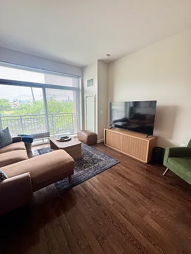 1215 Broadway #306 Photo 1