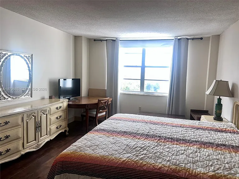 2801 NE 183rd St #507W — Photo 10
