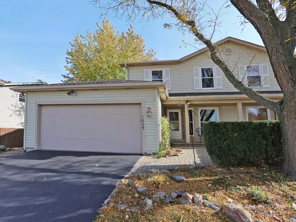 1009 Southbridge Ln #1009, Schaumburg, IL 60194