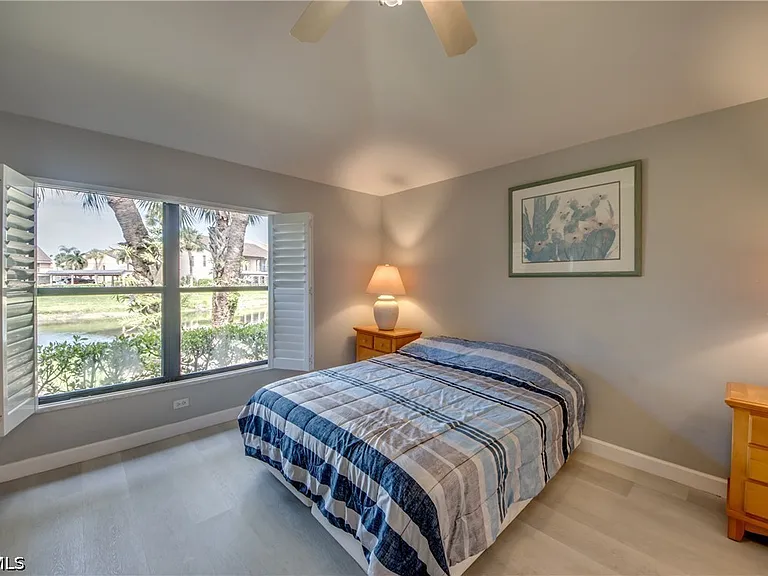 15472 Admiralty Cir #2 — Photo 29
