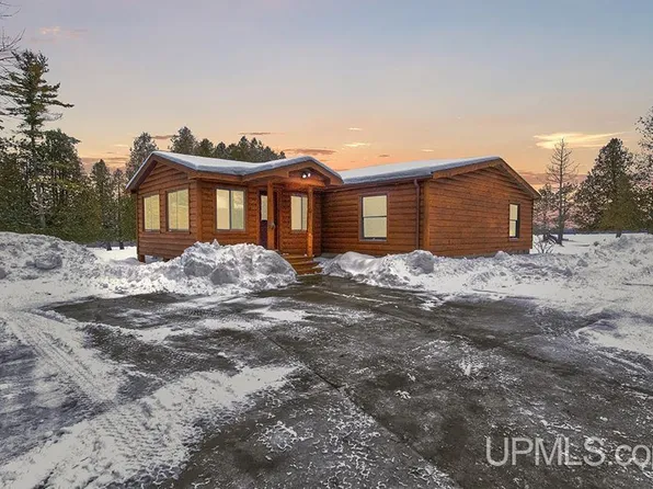 10291 22nd Rd, Rapid River, MI 49878