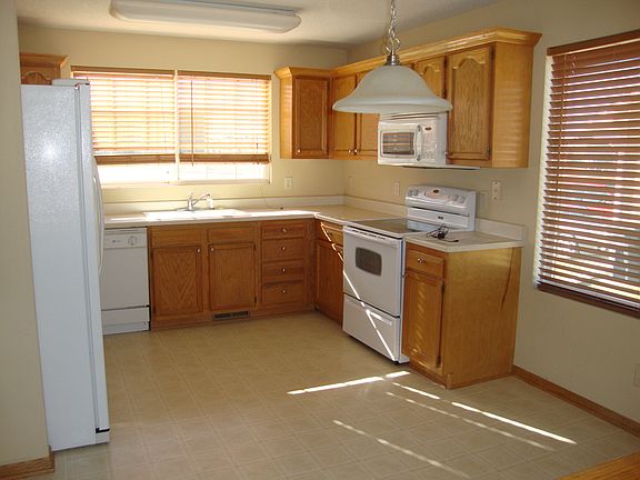 5th image of 5817 NW 93rd St