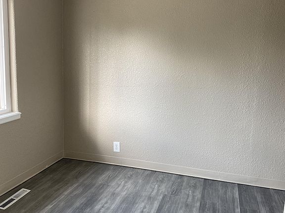 3rd image of 320 E Harvard Ave #1