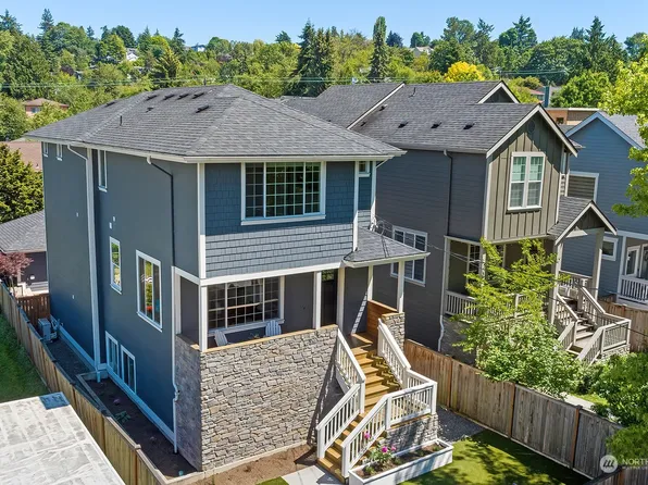 1816 Martin Luther King Jr Way, Seattle, WA 98122