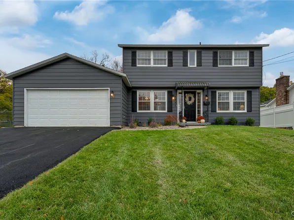 4990 Sandalwood Ln, Liverpool, NY 13088