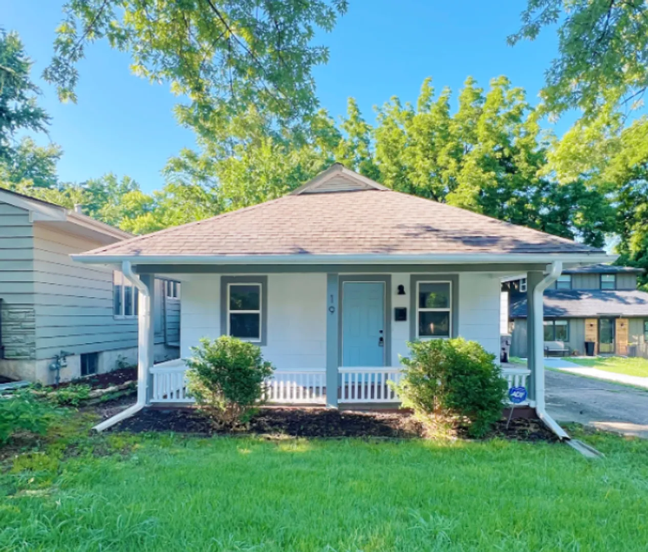 3-Bedroom, 2 Bath Single Family for Rent in Kansas City| Nice Backyard & Modern Kitchen — Photo 1