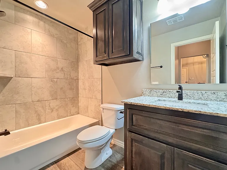 8109 NW 160th Ter — Photo 10
