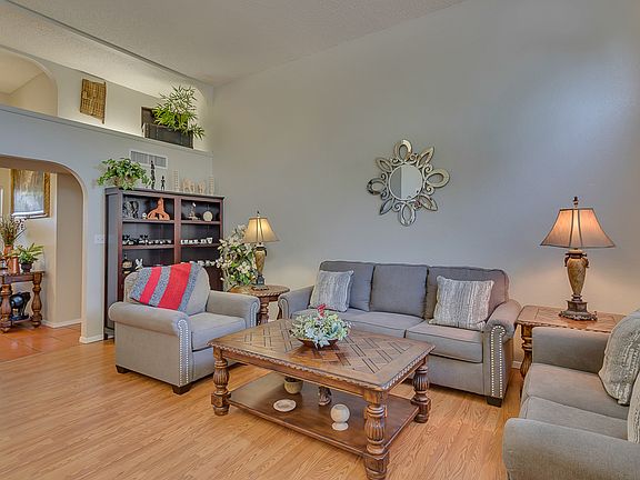4th image of 6813 Canyon Run Dr