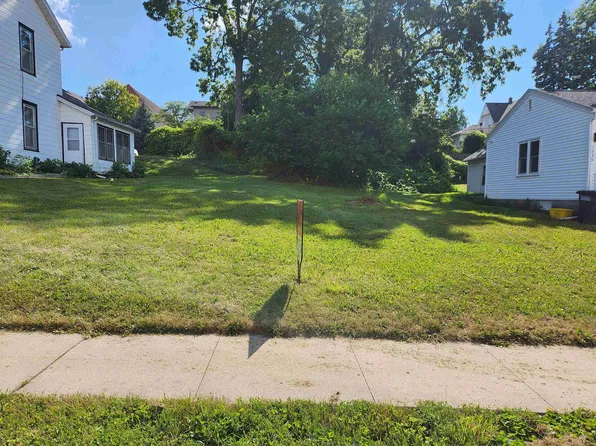 LOT 10 Belmont St, Dubuque, IA 52001