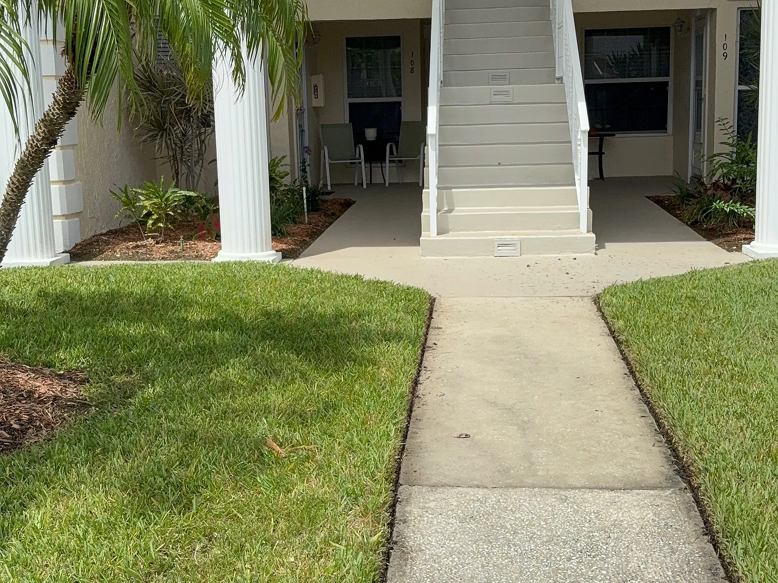 2 bed, 1356 sqft, $1,900 — Photo 2