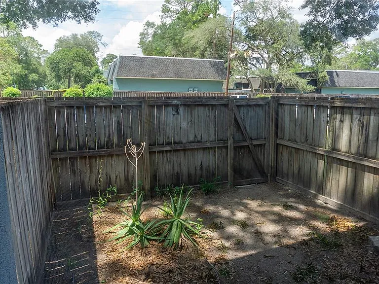 603 SW 75th St #104 — Photo 5