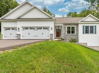 4639 Pauli Dr, Manlius, NY