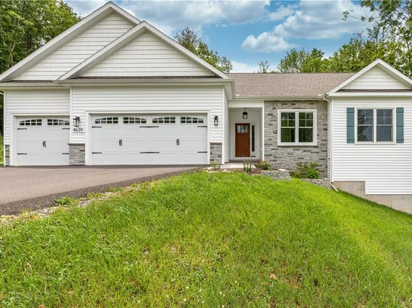 4639 Pauli Dr, Manlius, NY 13104