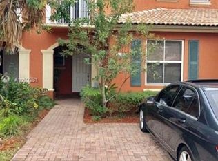 15272 SW 88th Ter, Miami, FL 33196