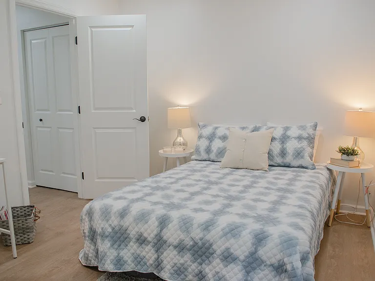 Woodland Country Apartments — Photo 12