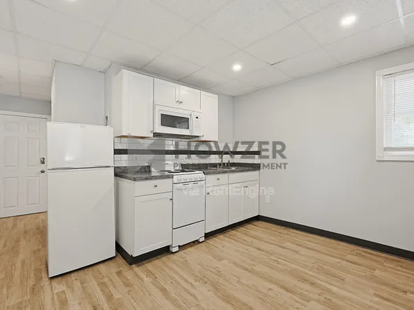 127 Park St #10, Attleboro, MA 02703