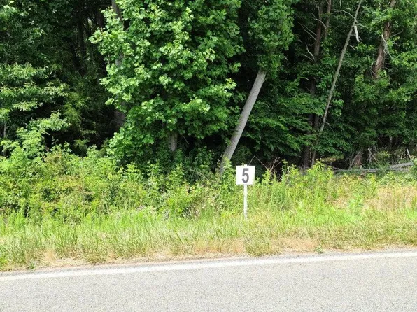 5 Dillards Hill Rd, Union Hall, VA 24176