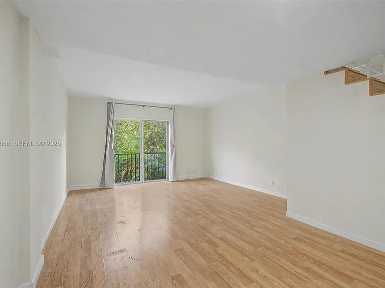 6709 N Kendall Dr #223 — Photo 2