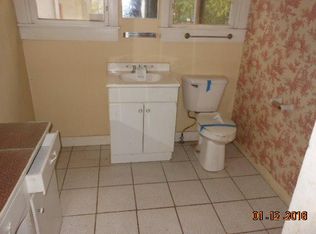 233 NE C St, Grants Pass, OR 97526