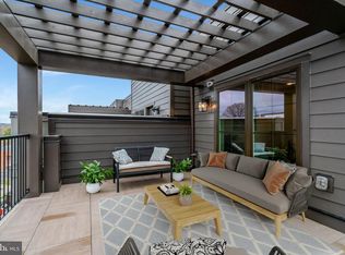 2605 Fall Line St, Alexandria, VA 22301