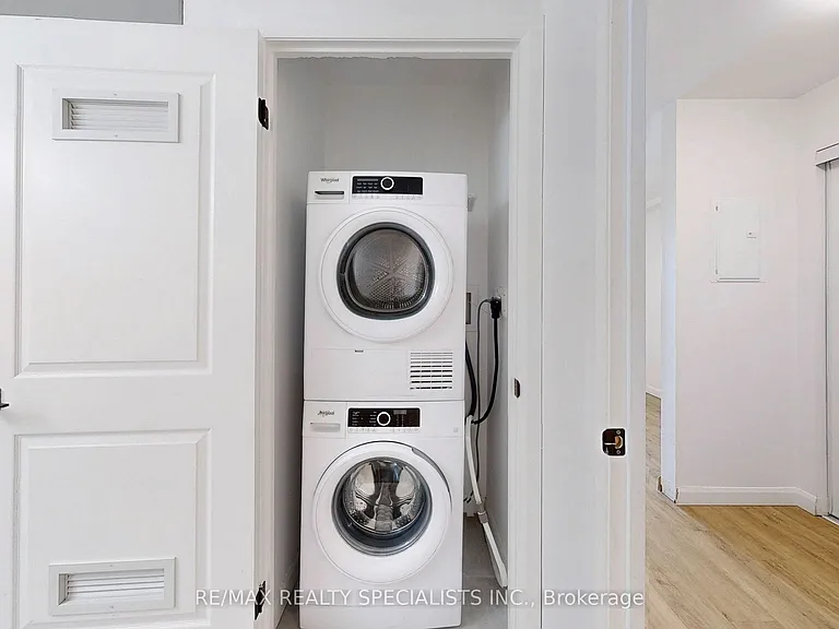 7 Erie Ave #809 — Photo 20