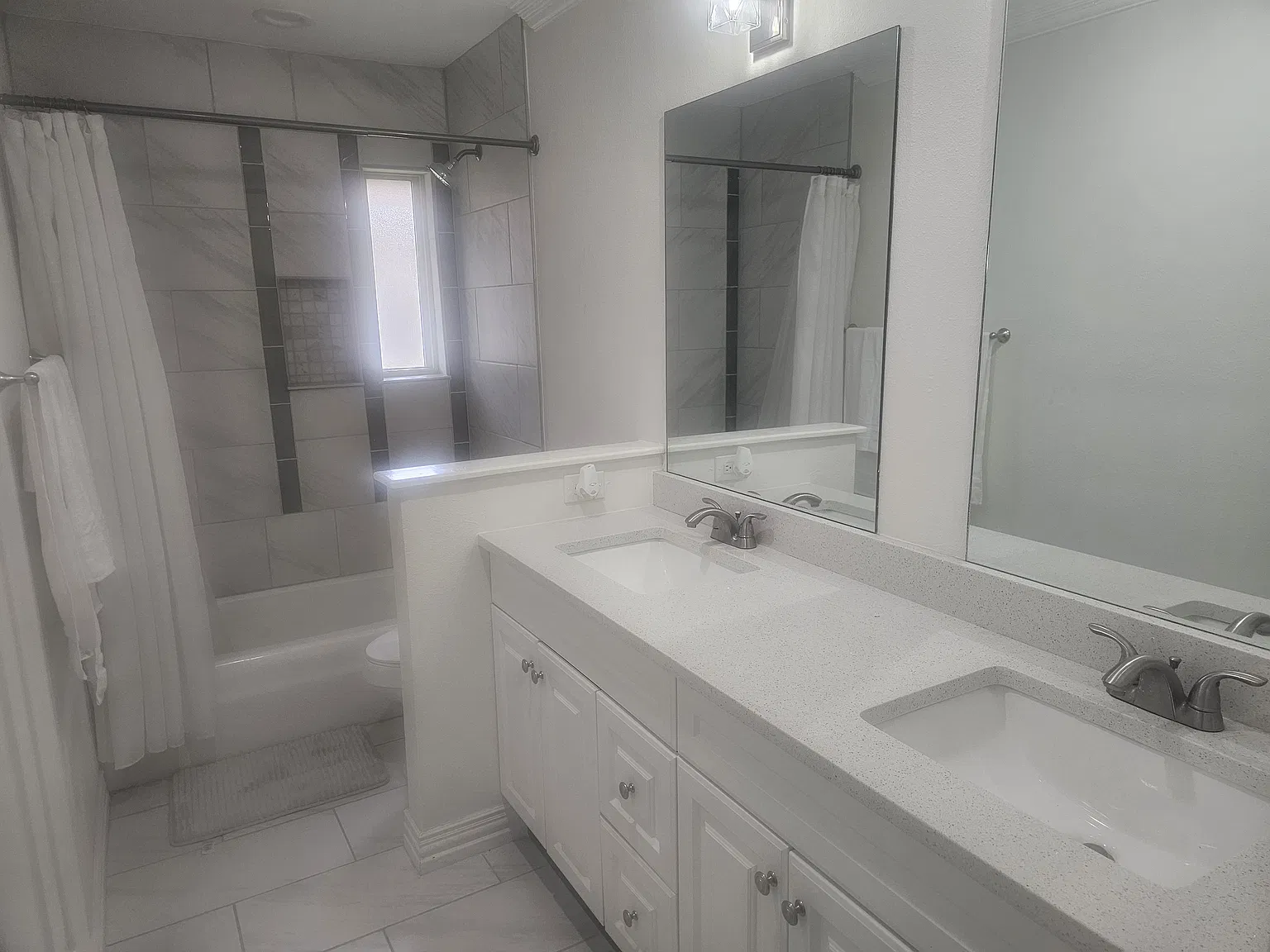 2720 Westridge Dr — Photo 3