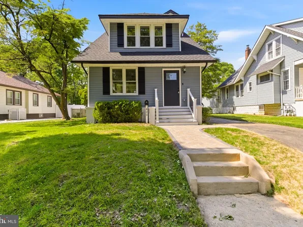 429 W Pine St, Audubon, NJ 08106