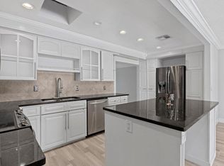 2112 Longwood Rd, West Palm Beach, FL 33409