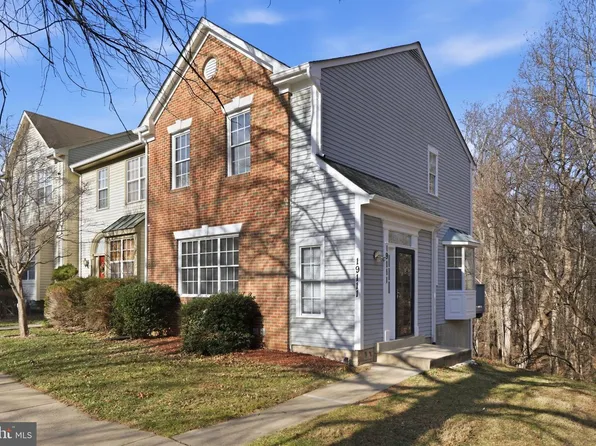 19111 Highstream Dr, Germantown, MD 20874